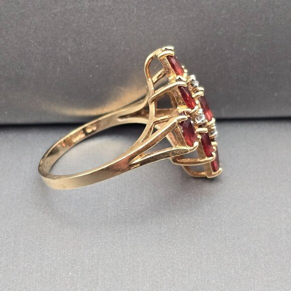 10K Yellow Gold Garnet & Diamond Ring Size 7 Signed CI 9 Oval Gemstones 3.03g - Picture 4 of 12